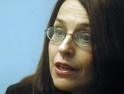 Ayşe Hür