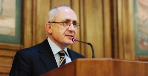 Taner Akçam