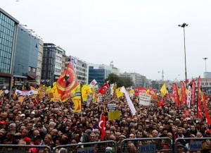 Binlerce Alevi
