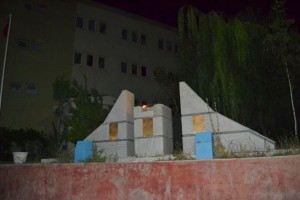 Ataturk Bustu