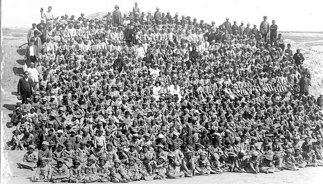 850 Ermeni çocuk Irak, Bakuba Yetimhanesi’nde. FOTOĞRAF • AGBU ARŞİVİ