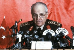 Քենան Էվրեն