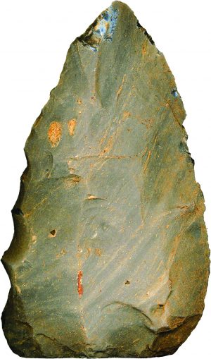 EC Sünik bölgesi, Gorayk, Zuygağbür, kesici alet, geç aşil, 250-40 b.y.ö., obsidyen (kazılar ve fotoğraflar H. Simonyan)