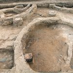 EC Ararat bölgesi, Masis-tepe, kazılarla ortaya çıkartılan konutlar, M.Ö. VI. binyıl (kazılar G. Areşyan ve P. Avetisyan, fotoğraflar H. Simonyan)