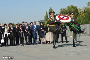 Mayor of Paris Anne Hidalgo paid a visit to the Armenian Genocide memorial complex