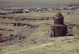 5 Kilisenin güneyden görünüşü