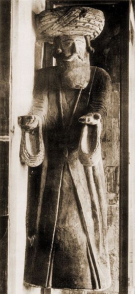 Գագիկ Ա-ի արձանը` գտնված Անիում