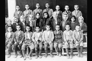 cocuklar-mallari-icin-kapisildi_5673_b