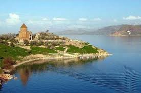 Սուրբ Խաչ եկեղեցին Աղթամարա կղզում