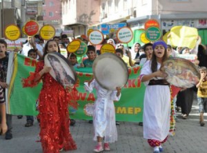 քրդերը և լազերը