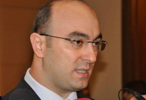 Էլնուր Ասլանով