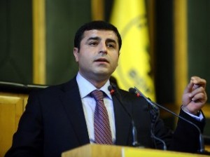 Սելահաթին Դեմիրթաշ