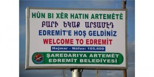 4 DİLLİ DEV TABELA