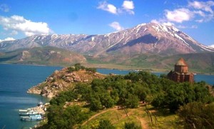 Աղթամարի Ս. Խաչ