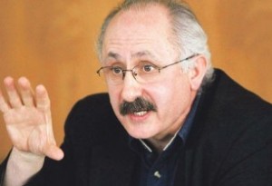 Թաներ Աքչամ