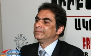 Մուրատ Փափազեան