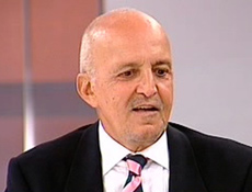 Gazeteci Mehmet Ali Birand, Ermeni Soykırımını İnkarın Suç Sayılmasının Fransada Kabul Edilmesine Karşı Yapılması Gerekenleri Yazdı