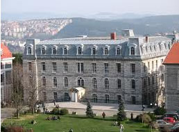 Boğaziçi’nde Yüzleşme Labirenti açıldı