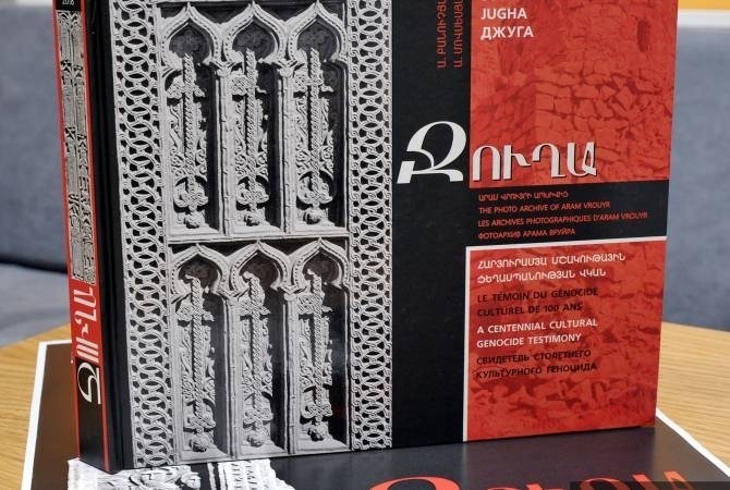 Jugha’nın tahrip edilmiş Khachkarlar’ının fotoğrafları kitap olarak yayınlandı