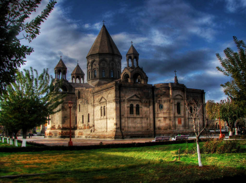 ‘Patrikhaneye mahsus episkoposlar’ ile ne kastediliyor?