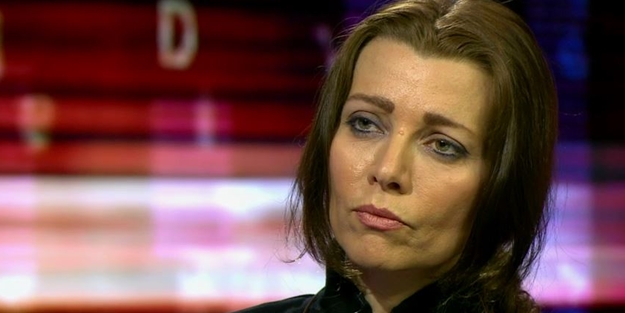 Ünlü yazar Elif Şafak’tan Karabağ’da barış çağrısı