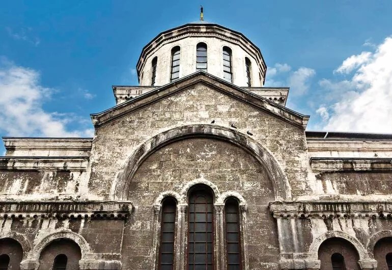 6 adımda ‘Port’un dışındaki Galata…