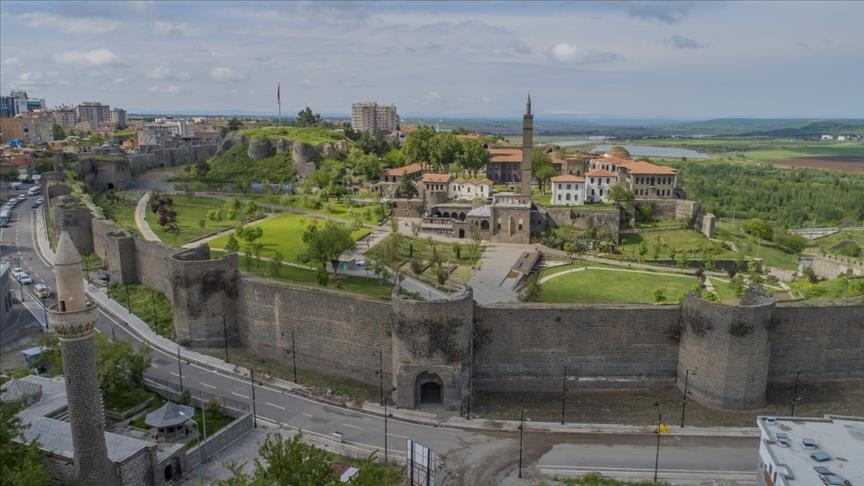 Diyarbekir’de tüm çirkinliklere hayır