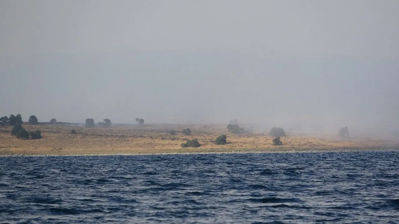 Van Gölü’ndeki Adır Adası’nda yangın çıktı!