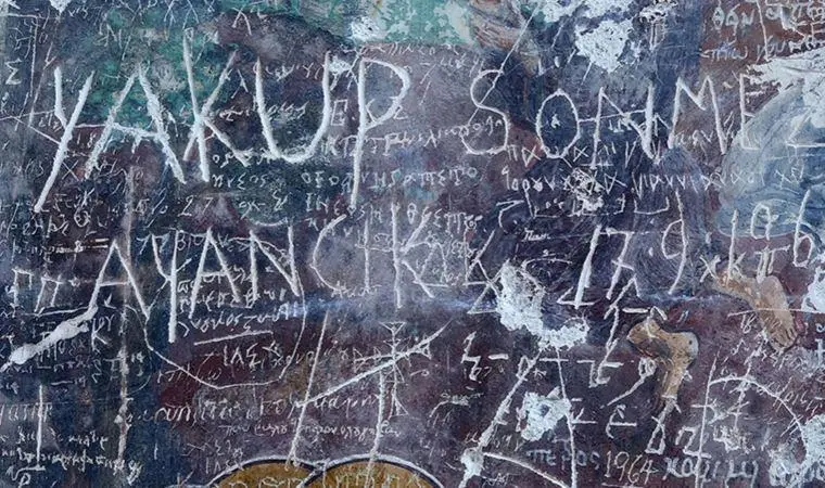 Sümela’da fresklere kazınan isimler silinecek: ‘Duvar resimleri harap olmuş halde’