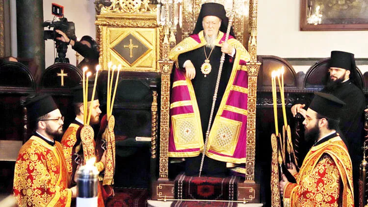 Kiliselerde Noel ayinleri