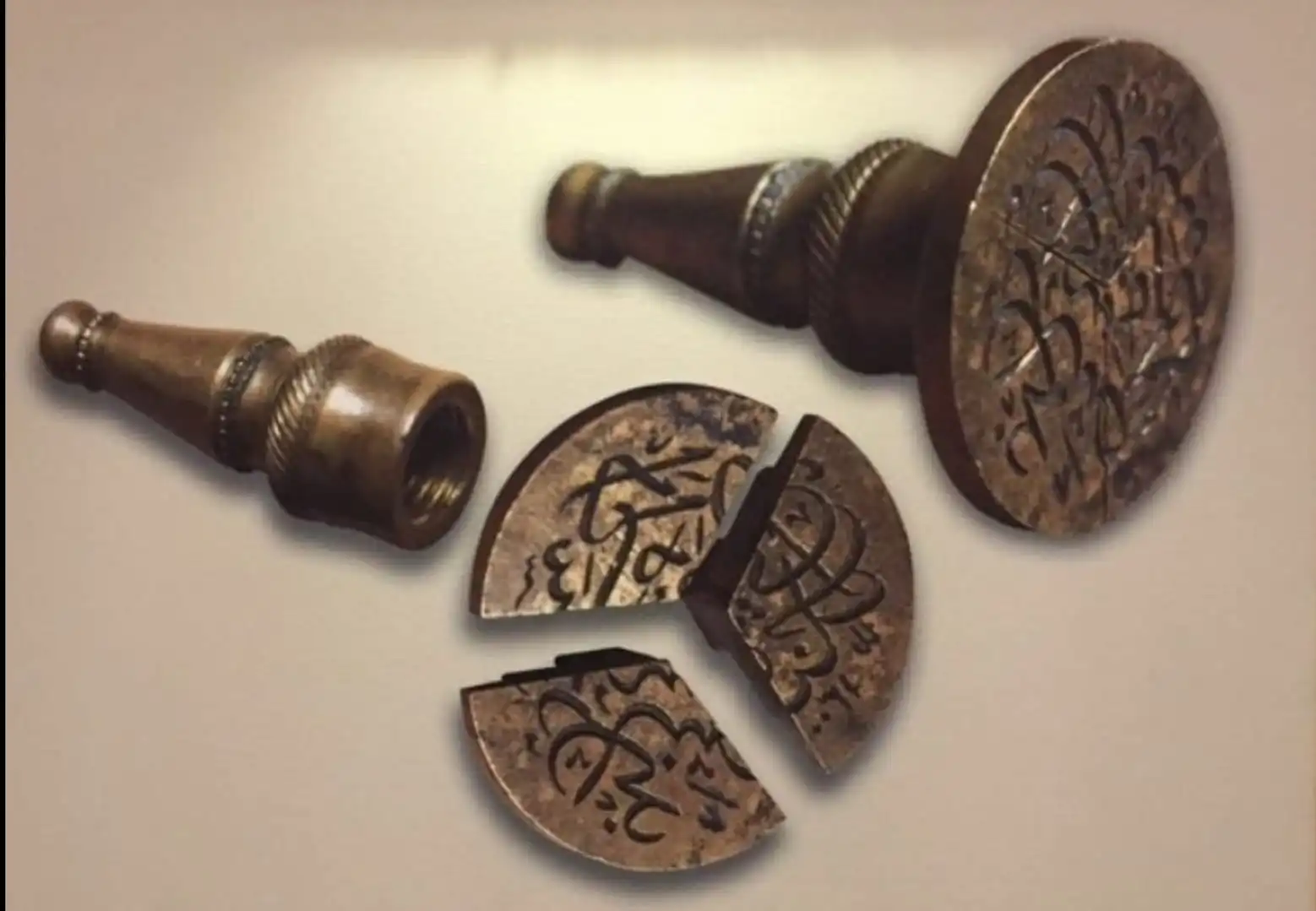 ÜÇ PARÇA MÜHÜR….