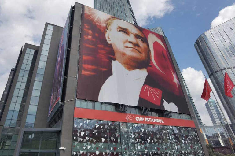 Kaftancıoğlu: “Saldırının CHP İl Başkanlığı’na yapıldığını düşünüyoruz”