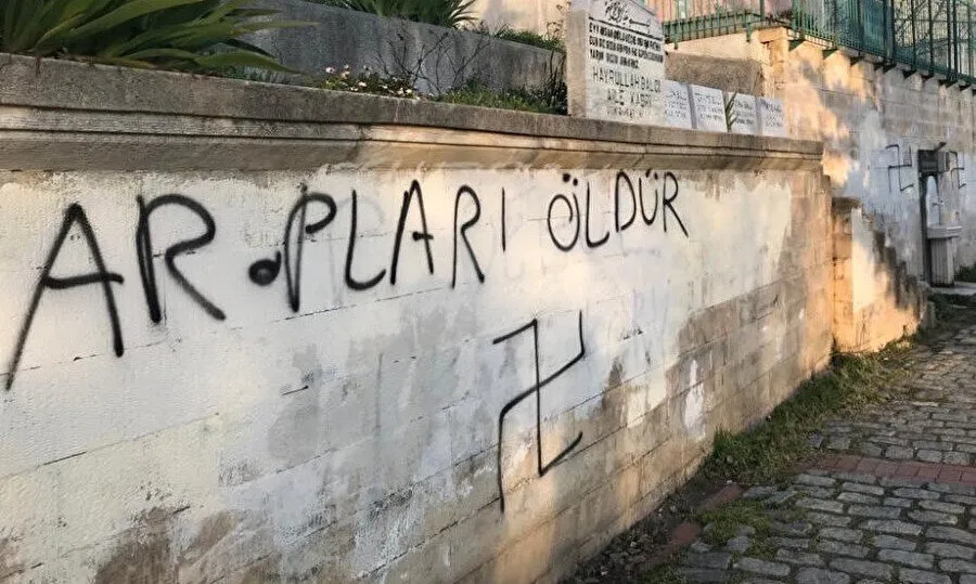 Irkçılık: Seçilmeyen kadere meydan okumak