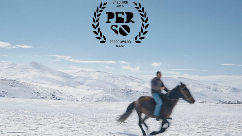 Ermeni film yapımcılarının “Beş Hayalperest ve Bir At” adlı filmi, uluslararası bir yarışmanın birincilik ödülünü kazandı