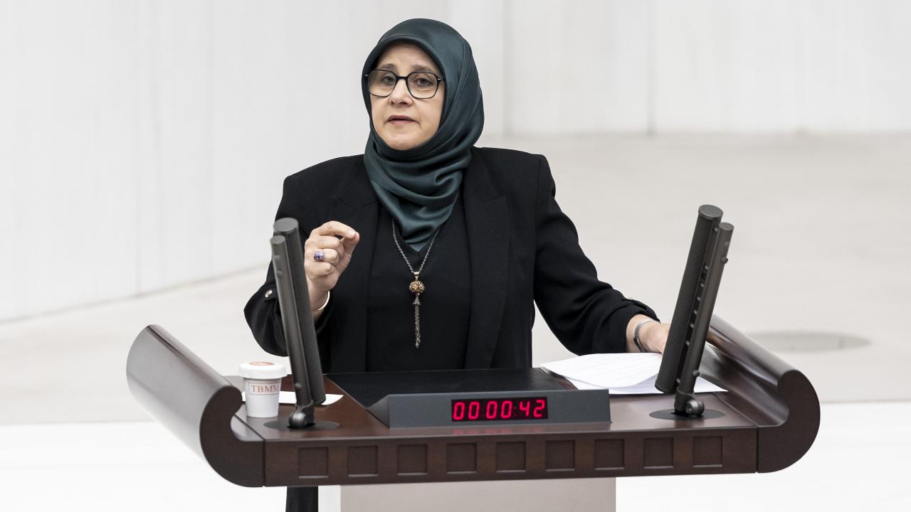 Eski HDP milletvekili Hüda Kaya tutuklandı