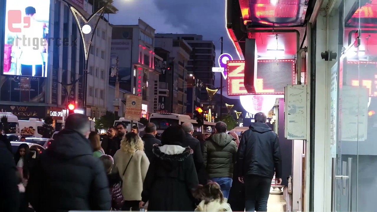 İranlı turist sayısı azaldı, Van esnafı zorda: ‘En yoğun dönemde turiste su veremedik’