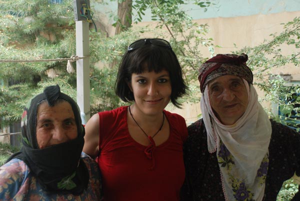 Amanat teyze kime emanet?