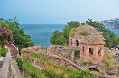 Satılmak istenen kilise şimdilik koruma altında