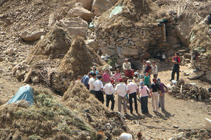 300 kiloluk kilise kapısı bir varmış bir yokmuş