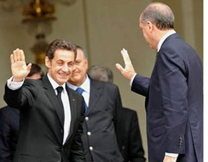 Sen önce kendine bak Sarkozy