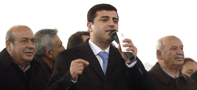 Demirtaş: Sayın Öcalan’ı dışarı çıkarın