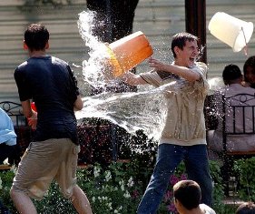 Ermeni «Vardavar» bayramı UNESCO Maddi olmayan kültürel miras listesine alınabilir