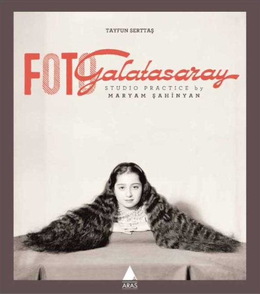 Aras Yayıncılık ve SALT Araştırma işbirliğiyle üç yıldır yürütülen Foto Galatasaray projesinin kitabı okuyucularla buluşuyor