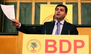 8 milletvekili için fezleke