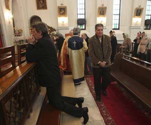 Müslümanların büyük şeyhinin, Ermenilerin Türkler tarafından katledilmesini telin eden fetvası