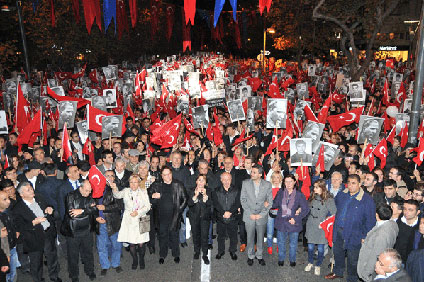 Cumhuriyet yürüyüşüne AKP yasağı
