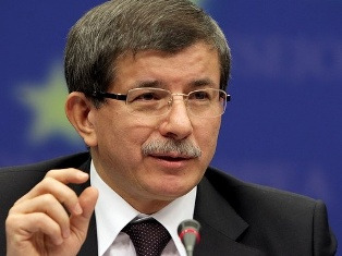 Davutoğlu’ndan Ermeni-Türk ilişkilerinin geleceğine dair