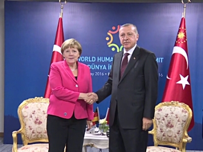 Merkel’den flaş ‘Türkiye’ açıklaması