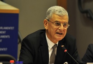 Volkan Bozkır: Vize muafiyeti umutları azaldı