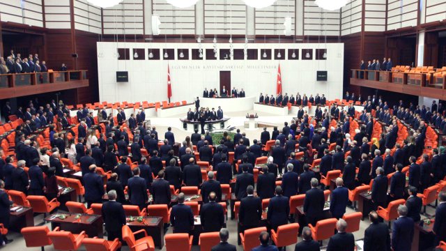 Erdoğan’dan dokunulmazlık yasasına onay